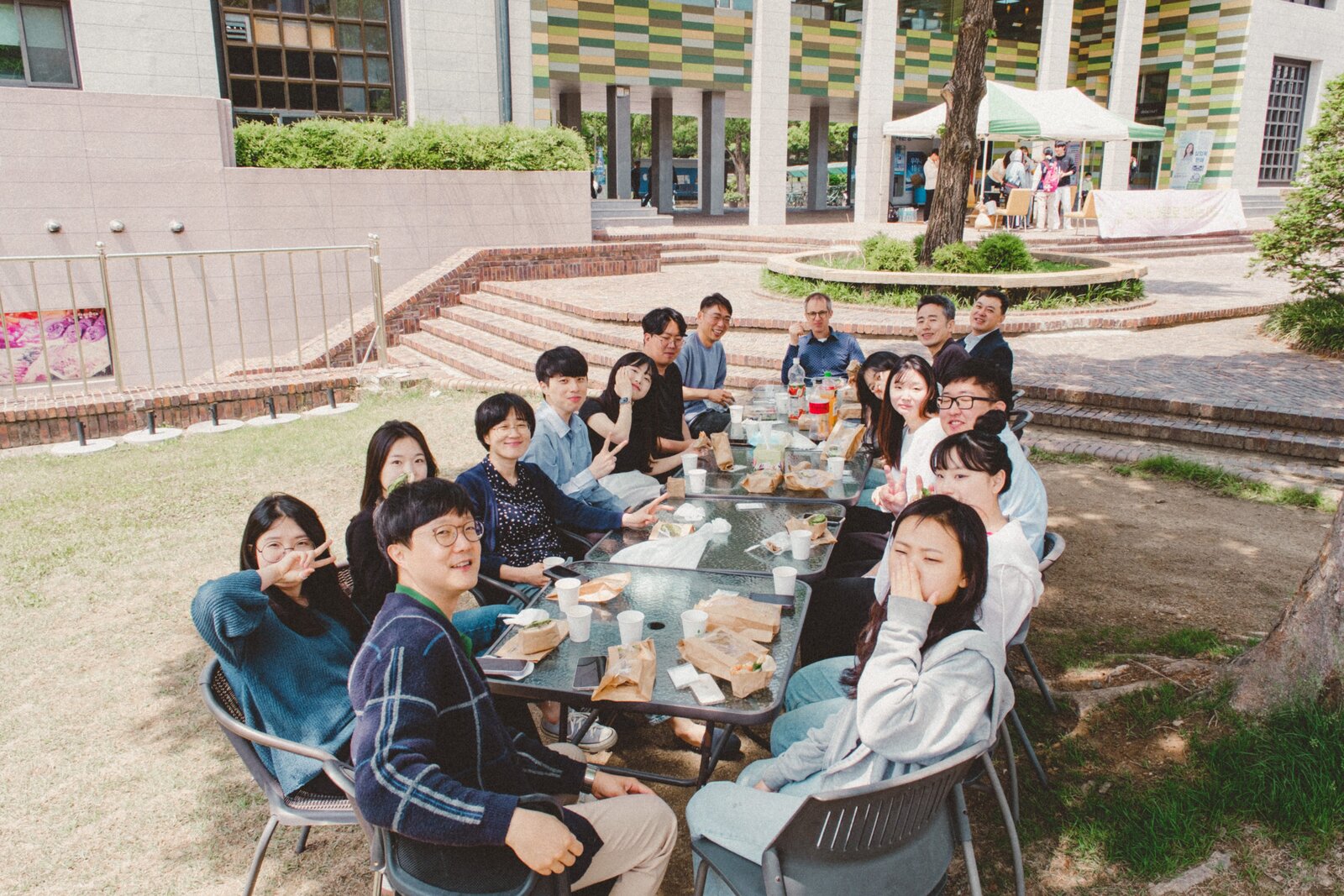 Hoon Lab outdoor group lunch